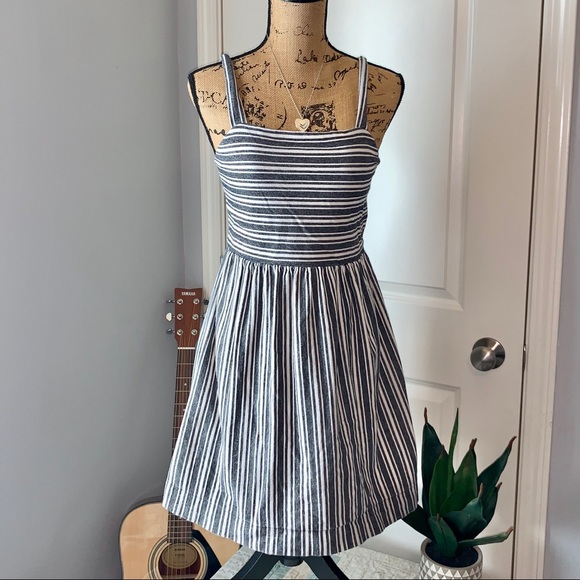 LOFT Dresses & Skirts - Loft Black & White Striped Fit Flare Dress